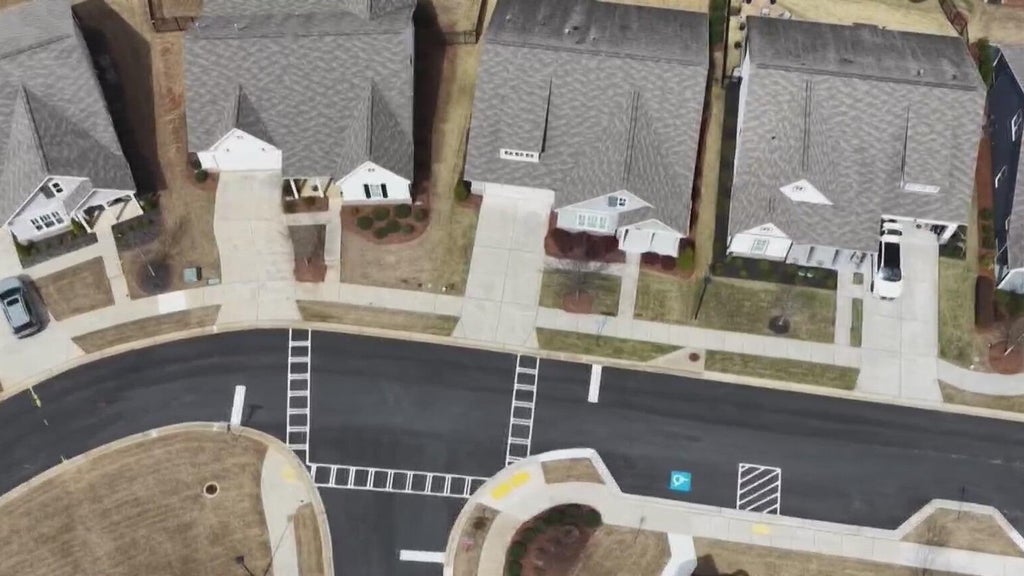 Atlanta renter reports persistent flooding in corporate-owned home — Athens Community news